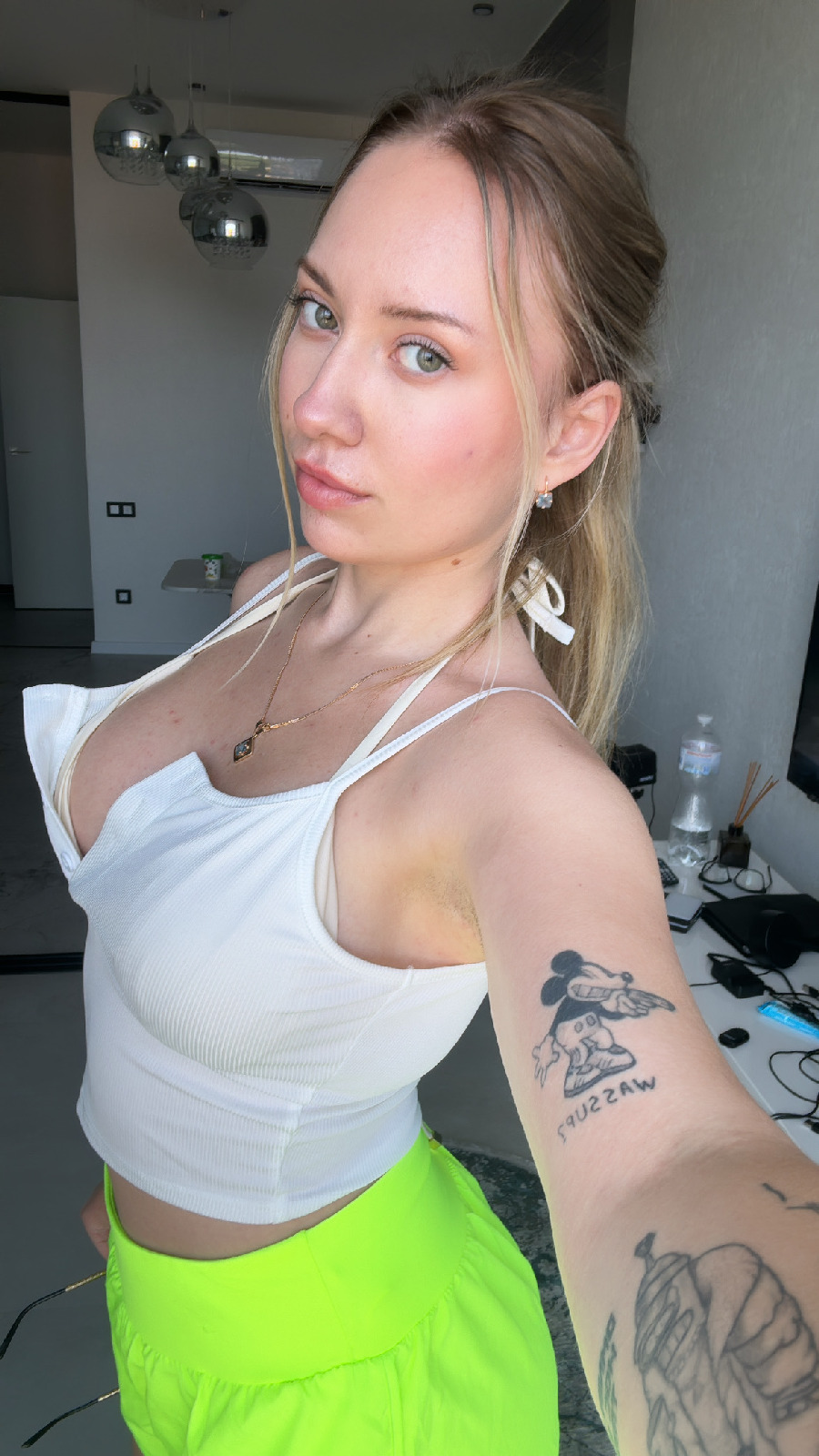 KateV in her underwear in Aracaju