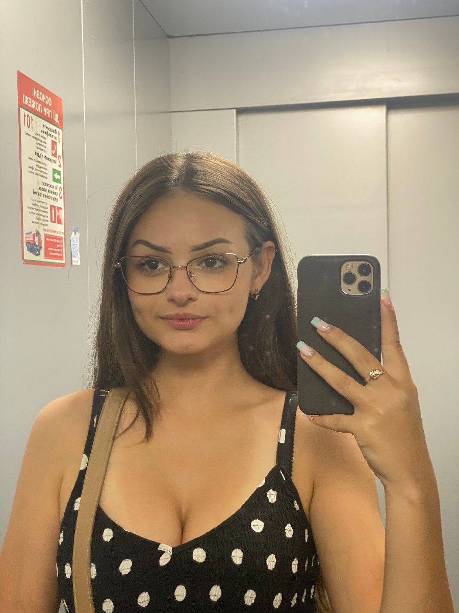 Sexy model Stacy in Aracaju