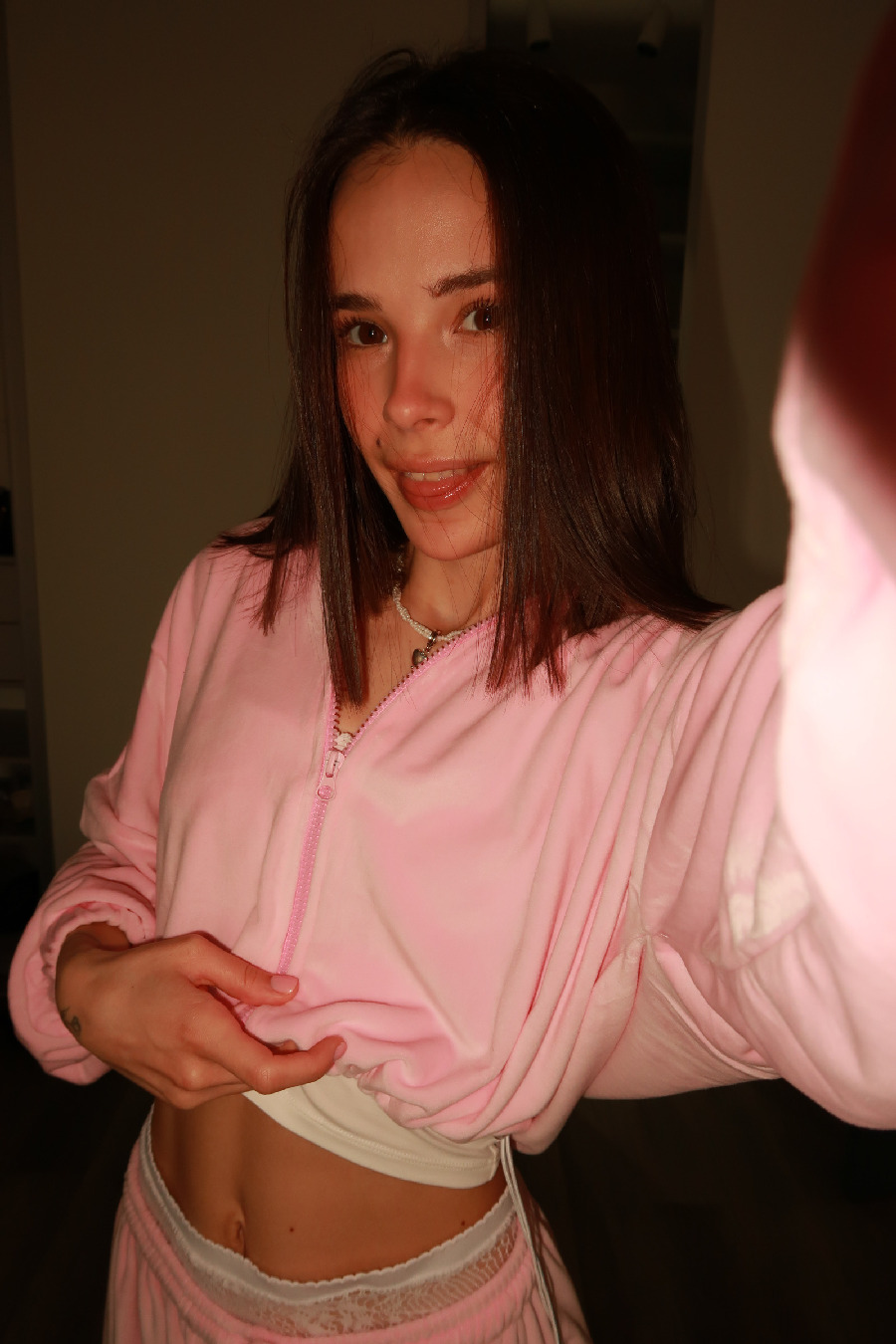 Tina brings the glow — live moments in Aracaju